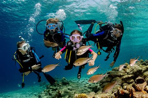 best places to scuba dive in indonesia